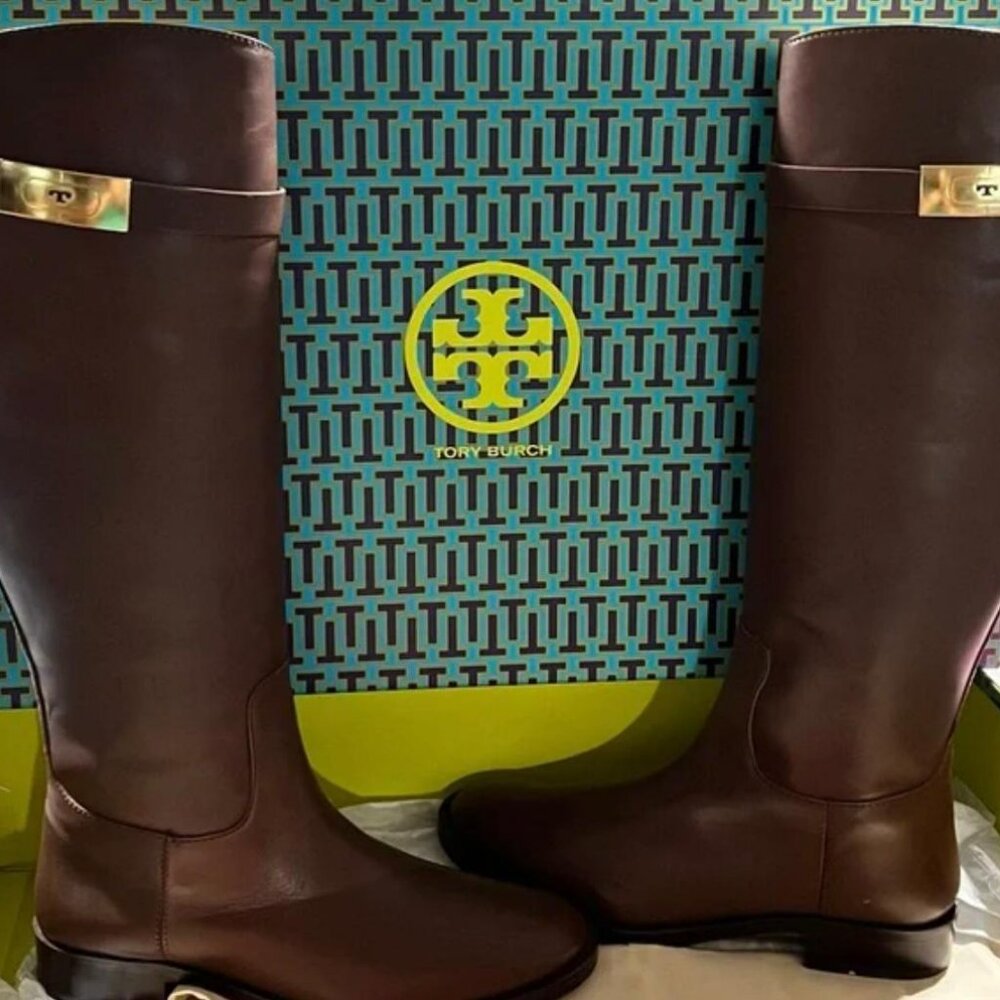 Boots - Picture 5 of 8